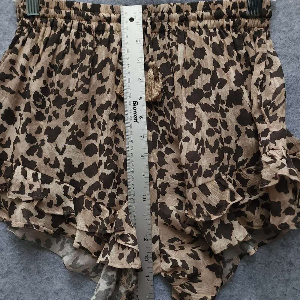 Spell Belle Mare Shorts In Pepper - Picture 9 of 10